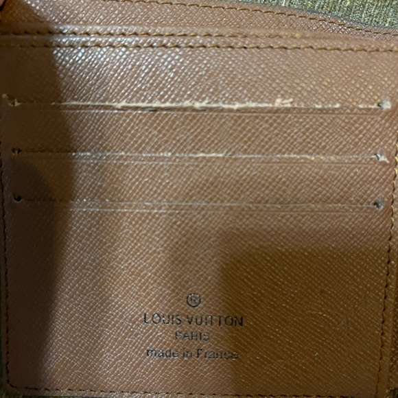 Wallet - Picture 4 of 6